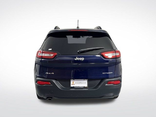 Used 2016 Jeep Cherokee Sport w/ Cold Weather Group AWD/4WD image 33
