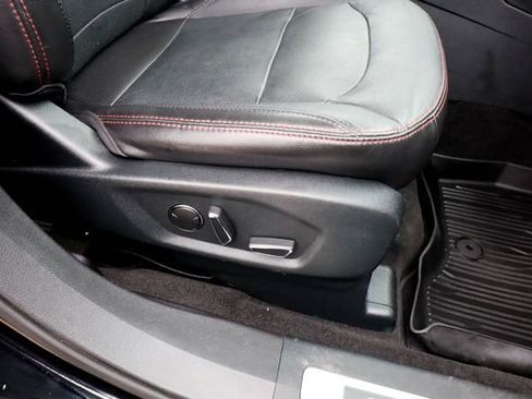 Used 2018 Ford Explorer Sport w/ Equipment Group 401A image 41