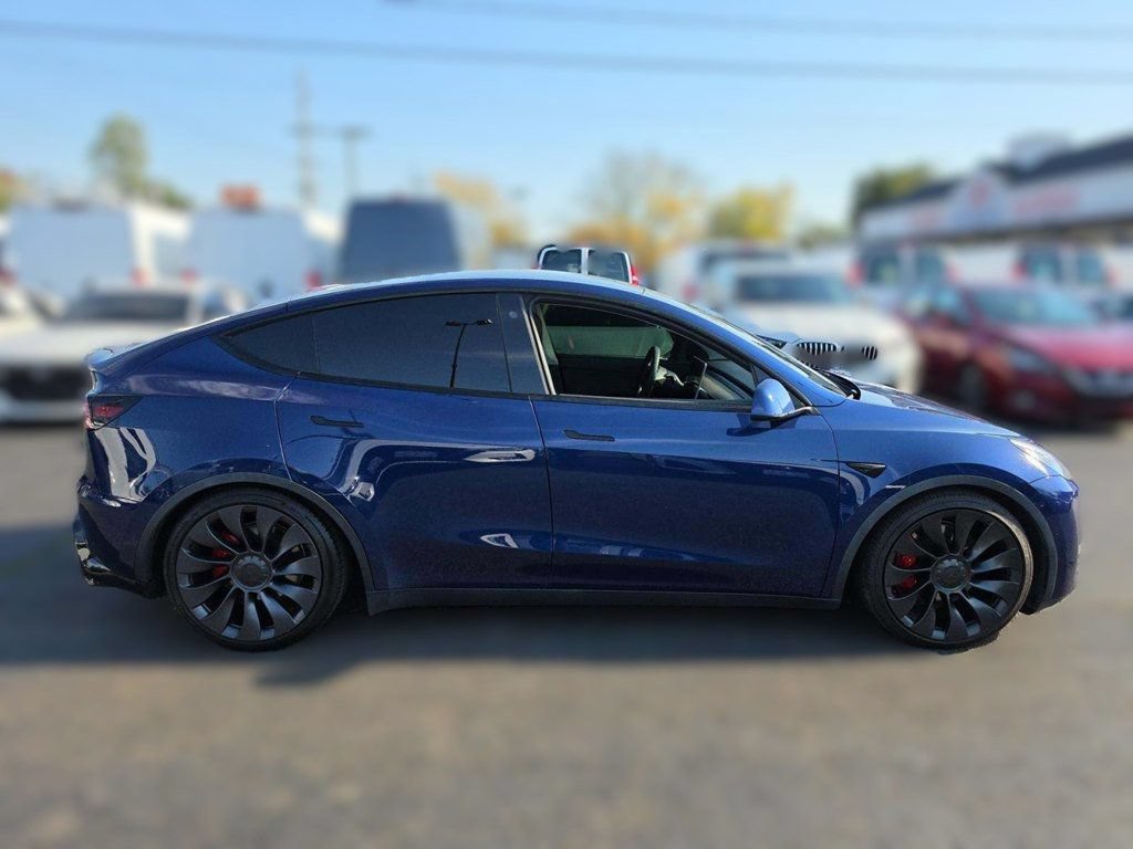 Used 2021 Tesla Model Y Performance AWD/4WD image 4