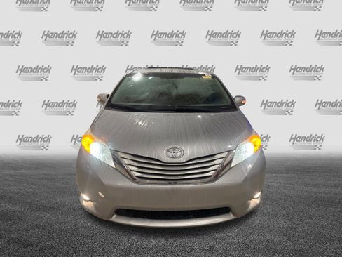 Used 2013 Toyota Sienna Limited w/ Premium Pkg AWD/4WD image 39