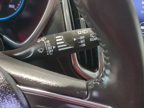 Used 2020 Chevrolet Equinox Premier FWD image 33