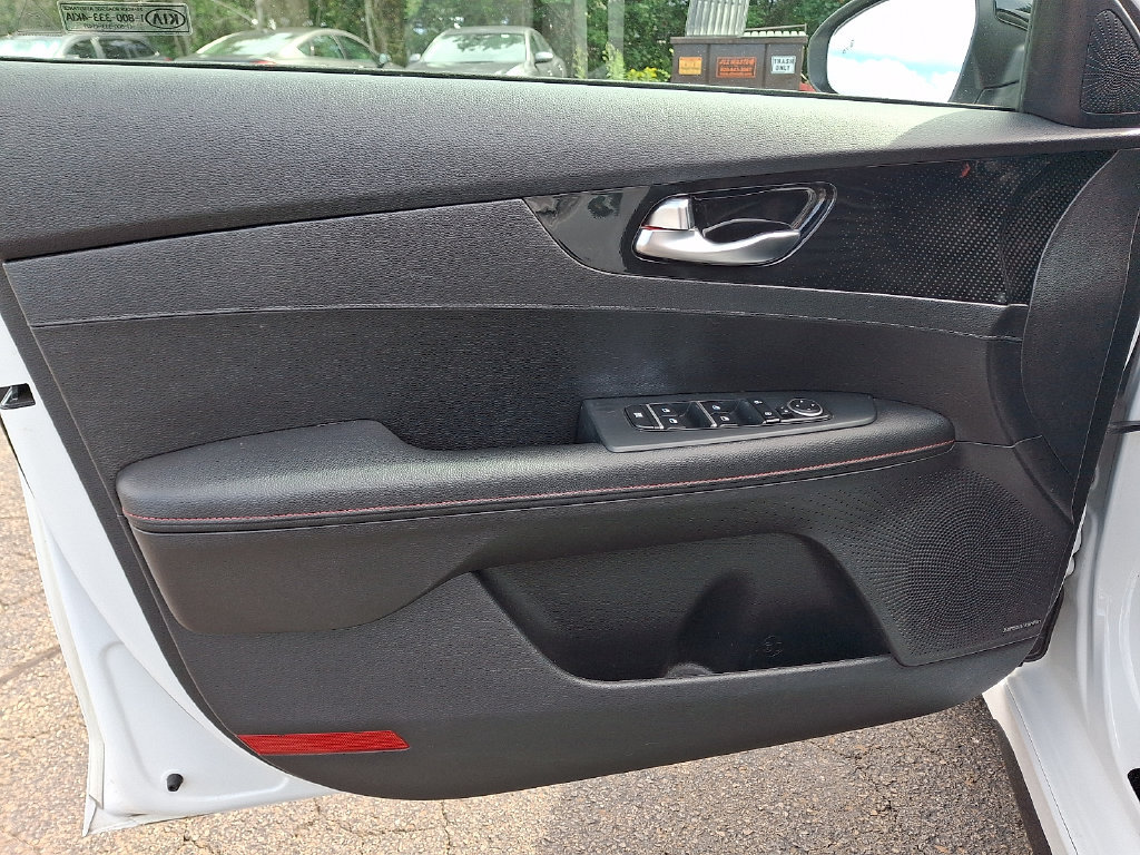 Used 2021 Kia Forte GT w/ GT2 Package FWD image 13