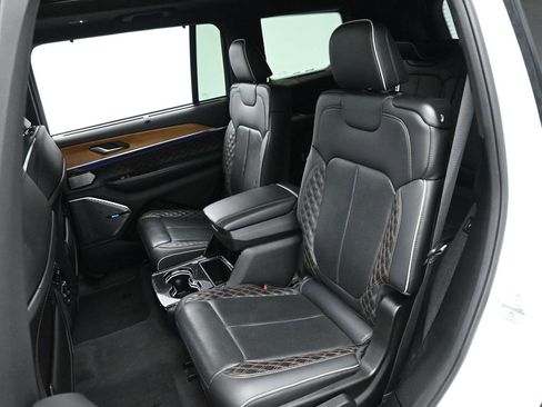 Used 2022 Jeep Grand Cherokee L Summit AWD/4WD image 20