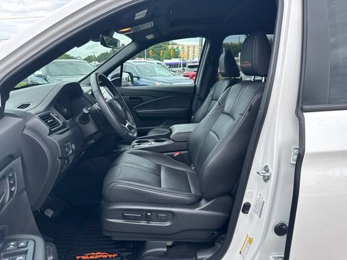 Used 2024 Honda Passport TrailSport image 15
