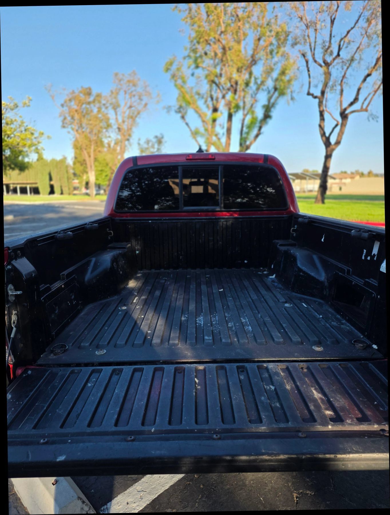 Used 2015 Toyota Tacoma PreRunner RWD image 29