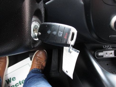 Used 2015 Kia Soul FWD image 61
