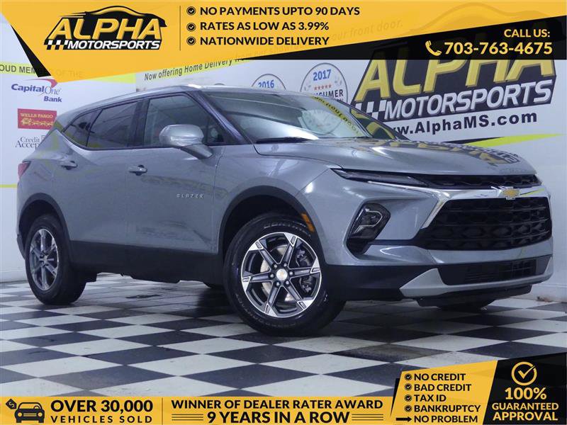 Used 2026 Chevrolet Blazer LT FWD image 1