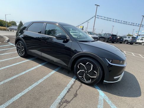 Certified 2024 Hyundai Ioniq 5 SEL RWD image 7