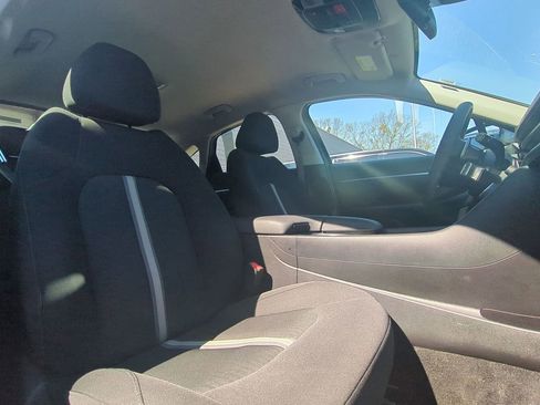 Used 2025 Hyundai Sonata SEL FWD image 30