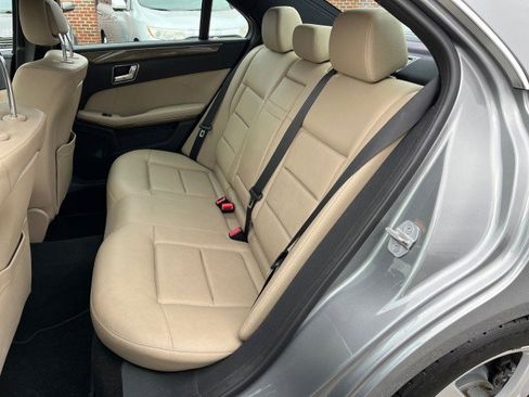 Used 2011 Mercedes-Benz E 350 Sedan image 14