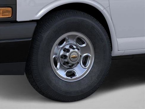 New 2025 Chevrolet Express 2500 w/ Driver Convenience Package image 9