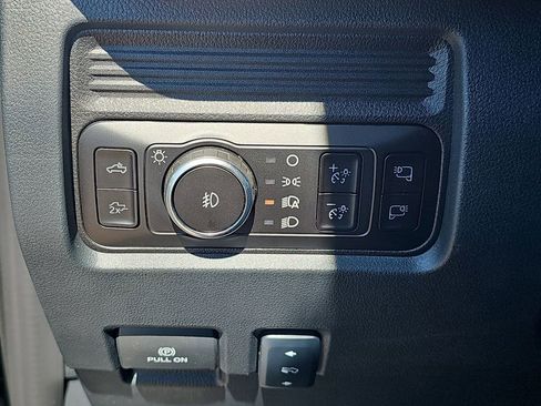 New 2026 Ford F350 Lariat w/ FX4 Off-Road Package image 27