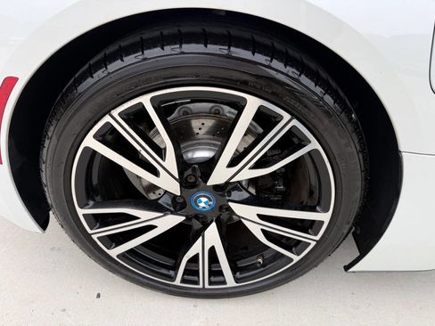 Used 2016 BMW i8 AWD/4WD image 22