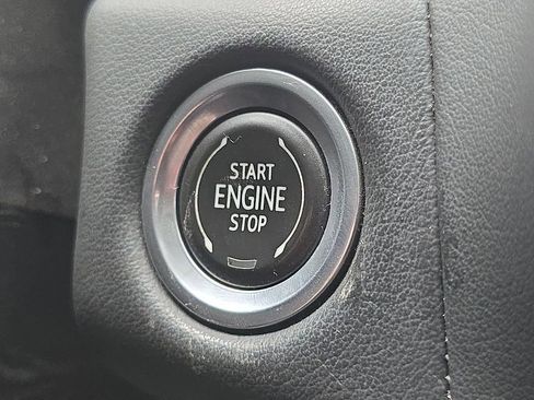 Certified 2021 GMC Yukon AT4 image 17