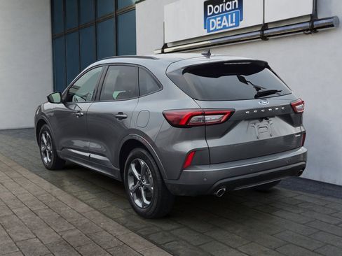 Used 2023 Ford Escape ST-Line w/ Tech Pack #1 image 5