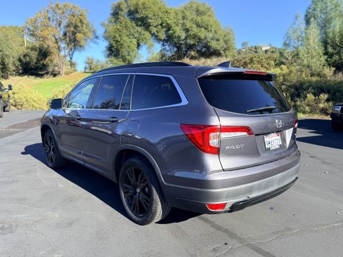 Used 2021 Honda Pilot Special Edition image 8