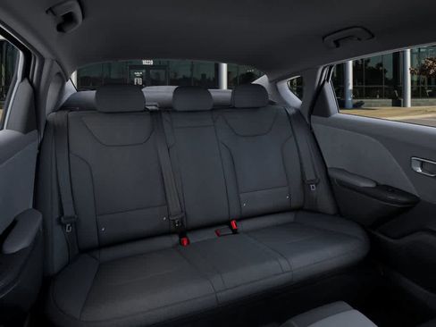 New 2026 Kia K4 LXS image 16