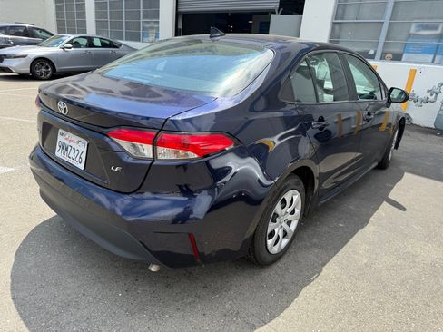Used 2023 Toyota Corolla LE FWD image 4