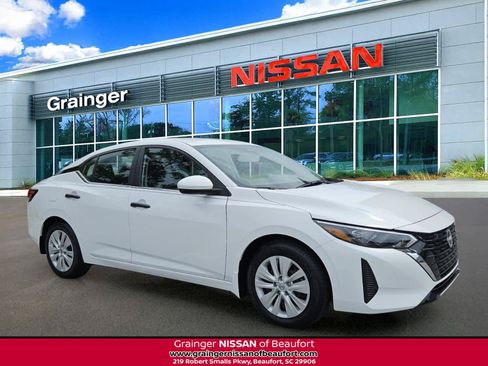 Used 2025 Nissan Sentra S FWD image 1