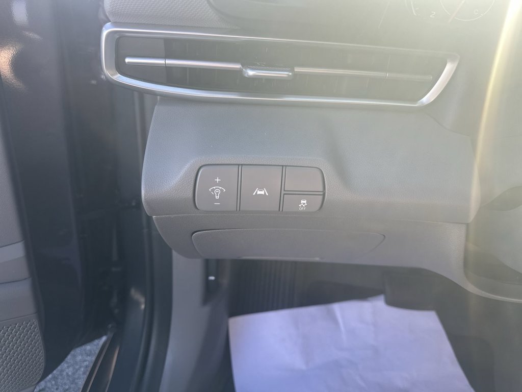 Used 2023 Hyundai Elantra SEL FWD image 20