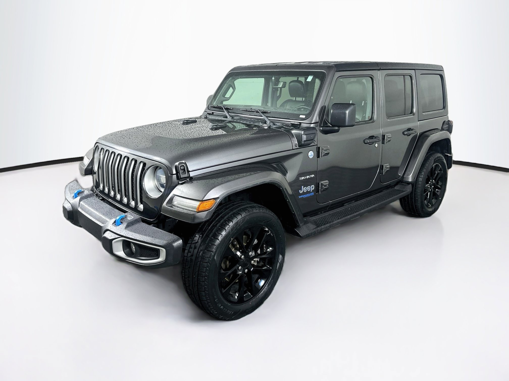 Used 2022 Jeep Wrangler Unlimited Sahara w/ Cold Weather Group AWD/4WD image 3