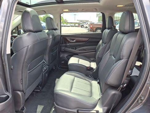 Used 2023 Subaru Ascent Touring AWD/4WD image 11