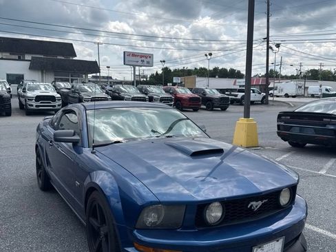 Used 2008 Ford Mustang GT Premium RWD image 3