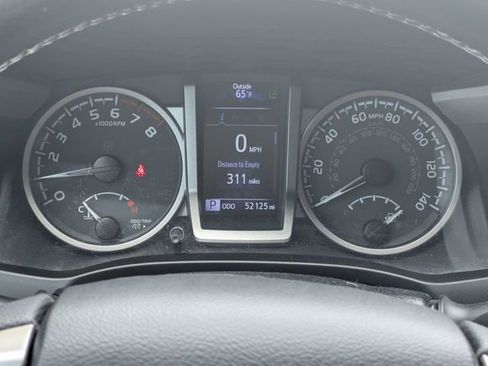 Used 2021 Toyota Tacoma SR5 RWD image 24