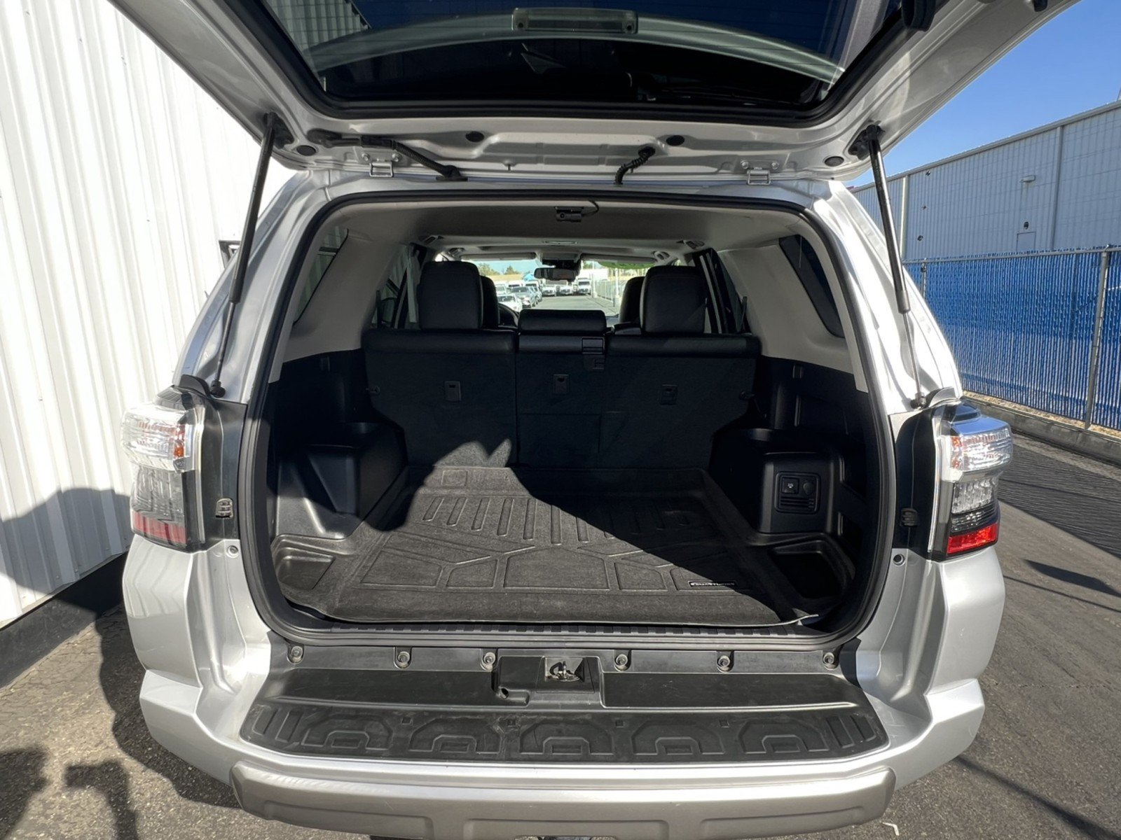 Used 2021 Toyota 4Runner TRD Off-Road Premium w/ Moonroof Package AWD/4WD image 11