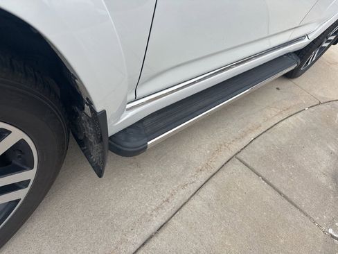 Used 2024 Toyota 4Runner Limited image 11