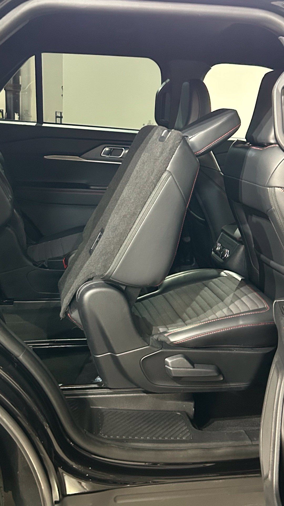 Used 2026 Ford Explorer ST-Line AWD/4WD image 74