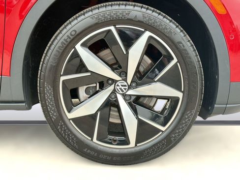 Used 2023 Volkswagen ID.4 Pro S image 12