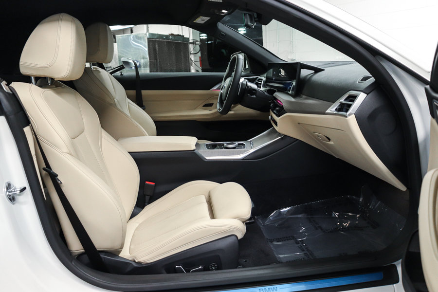 Used 2026 BMW 430i Convertible w/ Convenience Package RWD image 16