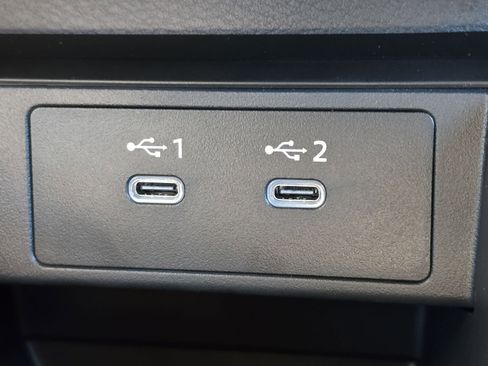 Used 2026 Nissan Kicks SR w/ Cold Weather Package image 6