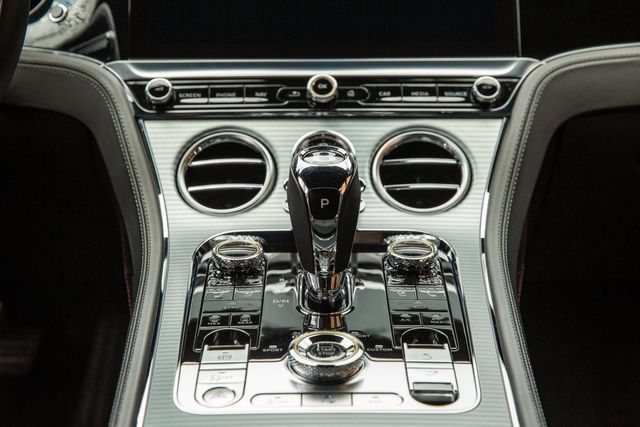 Used 2022 Bentley Continental GT AWD/4WD image 47