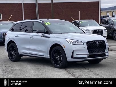 New 2025 Lincoln Corsair Reserve w/ Equipment Group 202A
