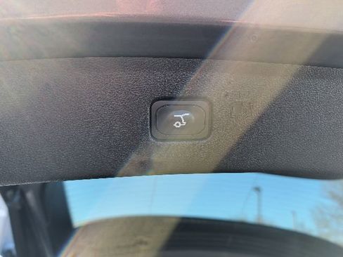 Certified 2024 Ford Edge ST-Line image 32