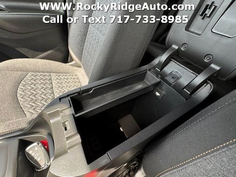 Used 2023 Chevrolet Equinox LT AWD/4WD image 25
