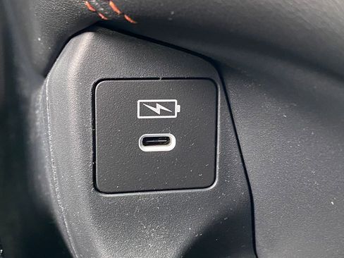 Used 2025 Honda HR-V Sport image 18