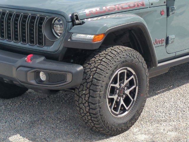 New 2026 Jeep Gladiator Rubicon w/ Steel Power Dome Hood Package AWD/4WD image 9