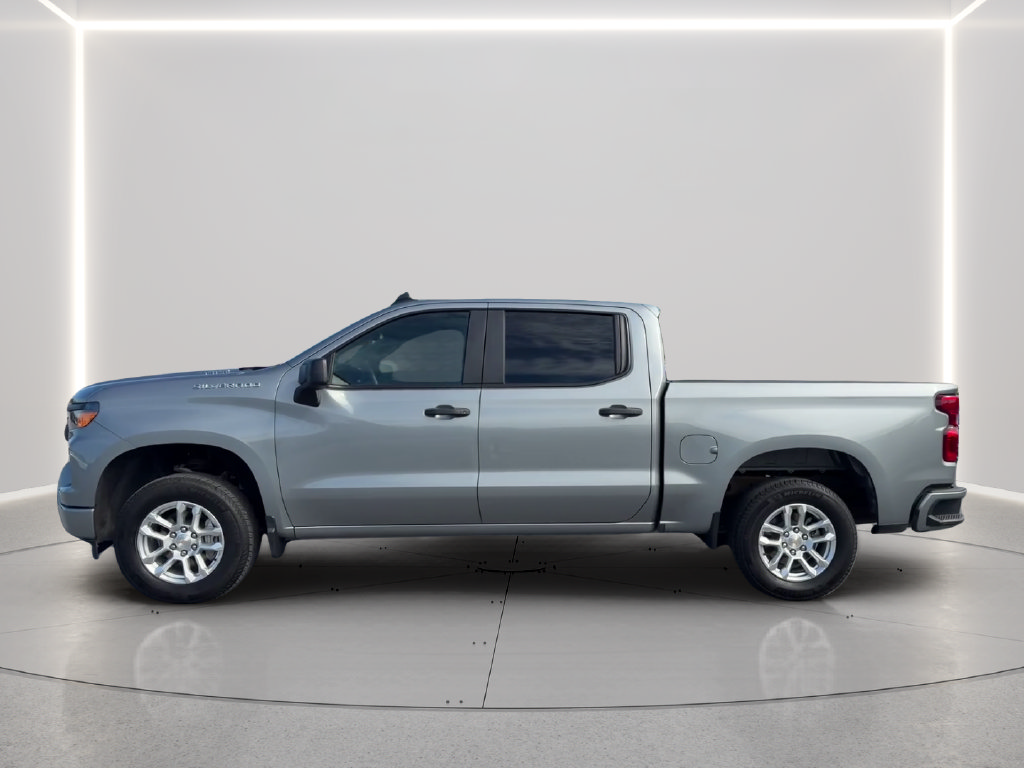 Used 2026 Chevrolet Silverado 1500 Custom RWD image 8