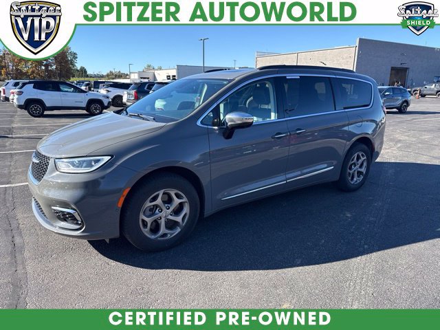 Used 2023 Chrysler Pacifica Limited w/ Uconnect Theater Family Group AWD/4WD image 1
