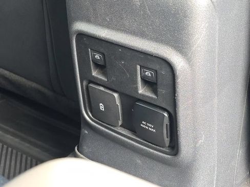 Used 2022 Ford Bronco Wildtrak AWD/4WD image 19