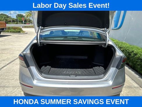 Used 2024 Honda Accord Sport image 10