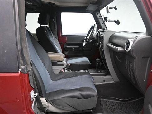 Used 2008 Jeep Wrangler Sahara w/ Dual Top Group image 13