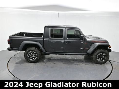 Used 2024 Jeep Gladiator Rubicon image 34