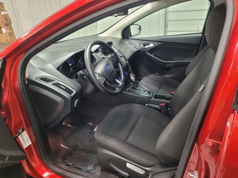 Used 2018 Ford Focus SE image 21