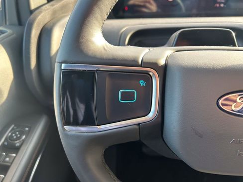 Certified 2025 Ford Expedition Active image 35