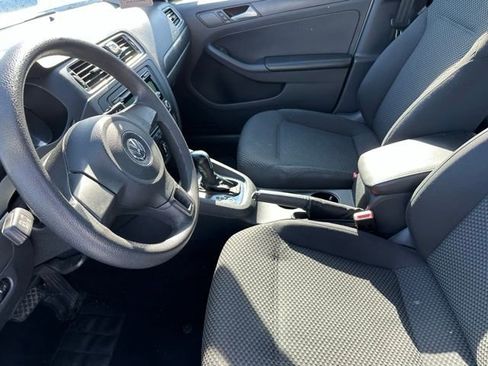 Used 2014 Volkswagen Jetta S image 7