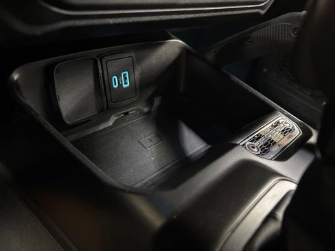 Used 2023 Ford Bronco Raptor AWD/4WD image 35